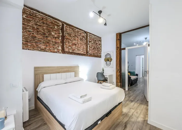 Latina Corporate Housing With Billard &Darts
